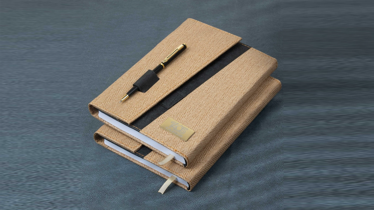 سررسید 1405 رقعی چرم سه لت سامیت